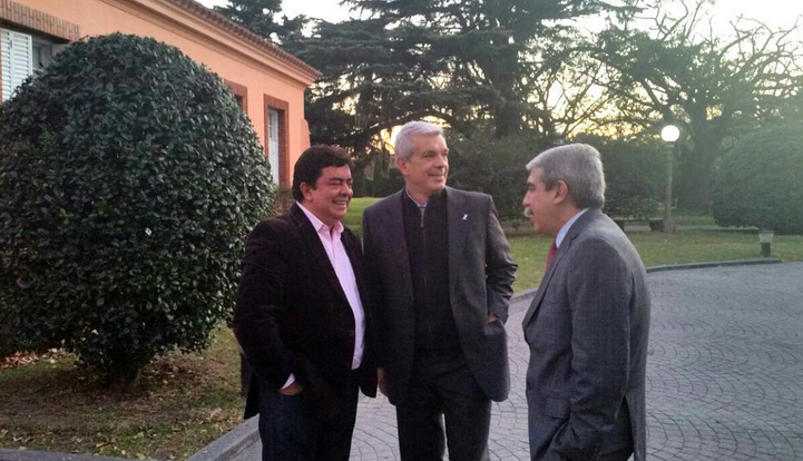 Oficialistas se alían para elecciones primarias en Buenos Aires