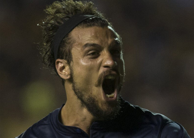 Daniel Osvaldo sigue internado y reveló que su grave infección pulmonar fue por una caries
