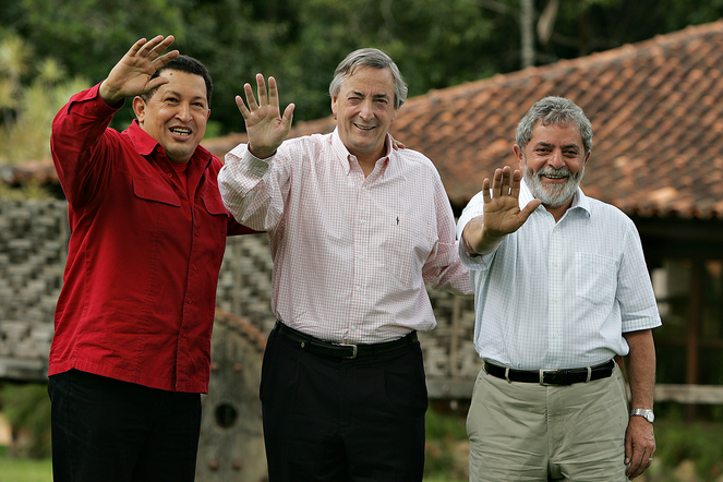 Lula dice que él, Kirchner y Chávez juntos eran como Pelé, Messi y Maradona