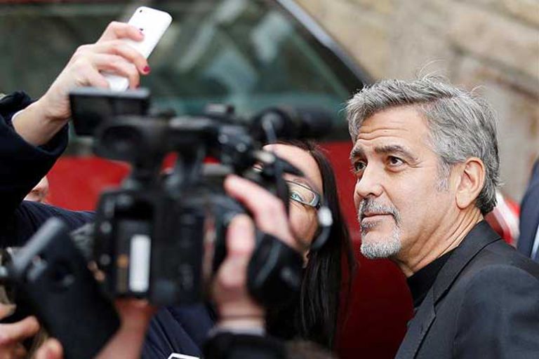 George Clooney cumple 65: menos Hollywood y más compromiso global