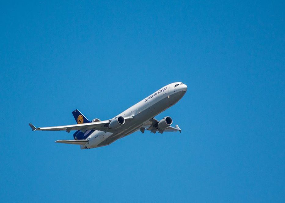 Si te vas quiero verte partir