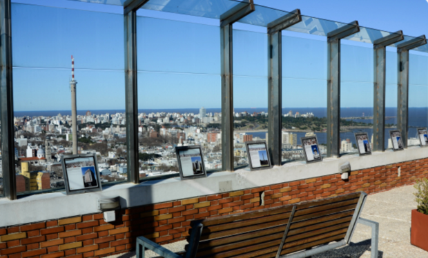 Joven de 20 años murió al caer desde el mirador de la IM; no se sabe en qué circunstancias
