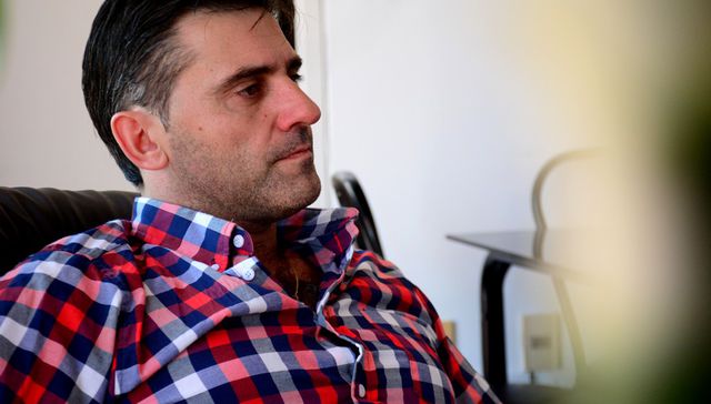 El futbolista vestido de árbitro