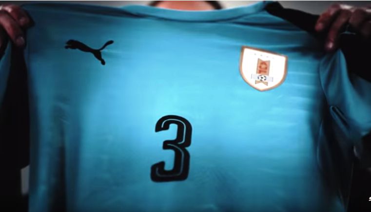AUF decidirá hoy entre las ofertas Nike y Puma para vestir a la uruguaya