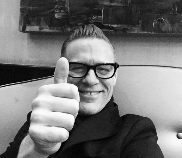 Bryan Adams canceló un recital como protesta ante ley contra homosexuales