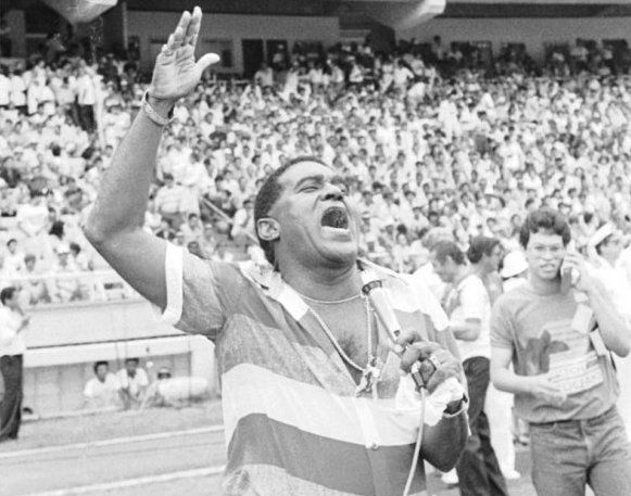 Campeón del micrófono