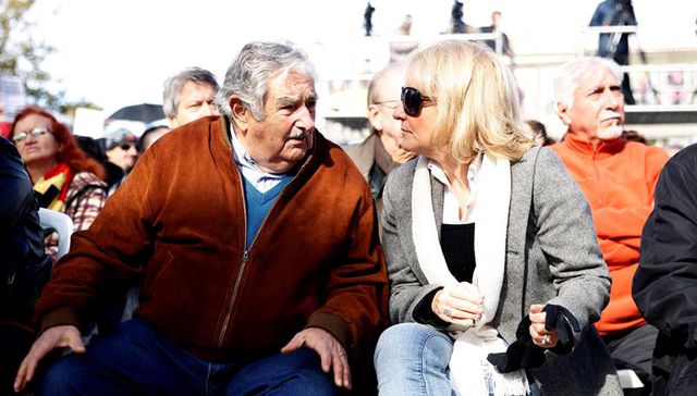 Cosse y no deja hilo