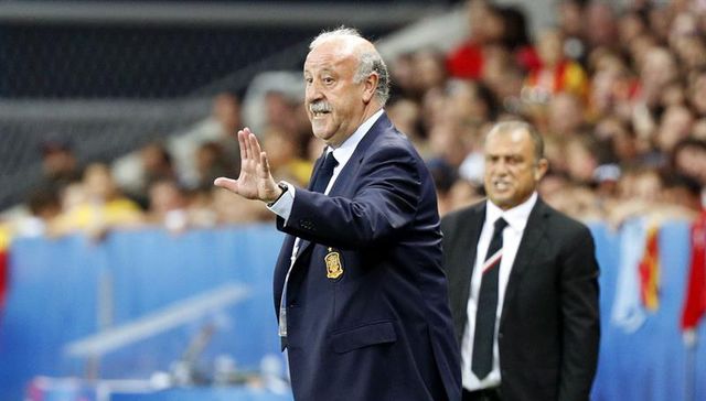 Rendido a sus pies