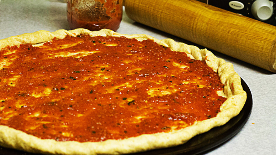 Salsa de tomate para pizza . 