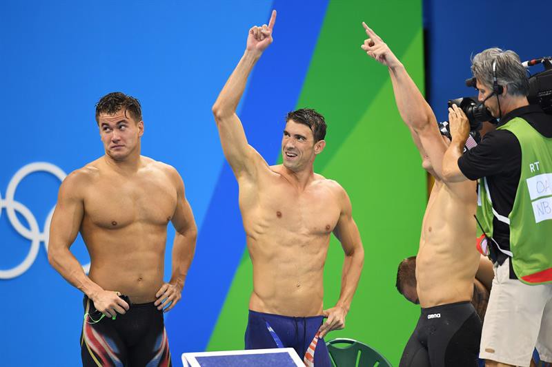 El Nadador Michael Phelps Lleg A Las Medallas Tras Ganar Los X