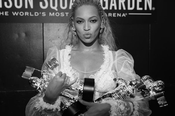 Beyoncé brindó un gran espectáculo en los MTV Video Music Awards