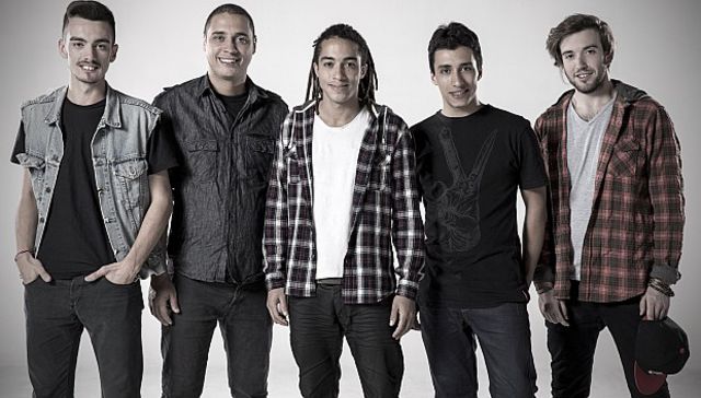 Al andar se hace camino