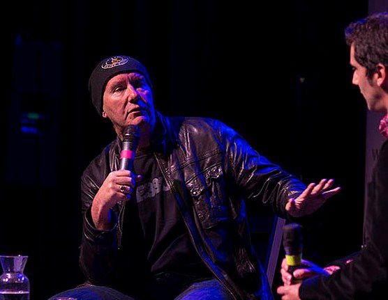 Y ya lo ve, es el equipo del Irvine Welsh