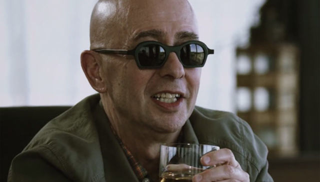 Nuestro amo juega al esclavo