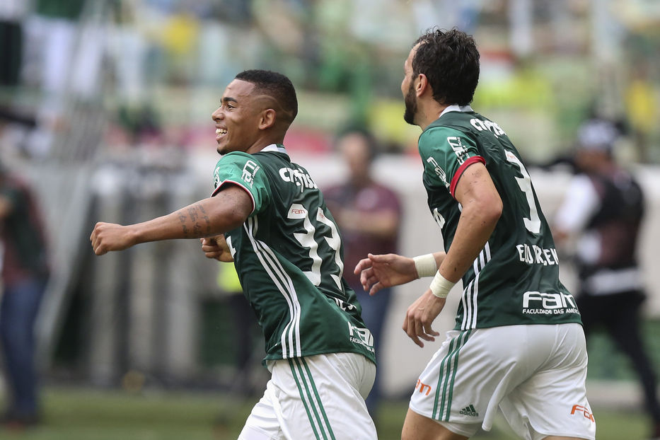 Unos mucho y otros...