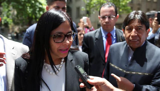 Siguen firmas