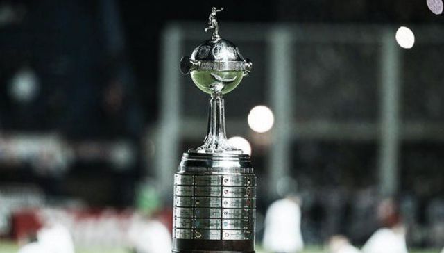 Vuelve