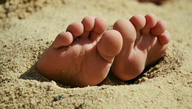 Llamando al amigo con piscina