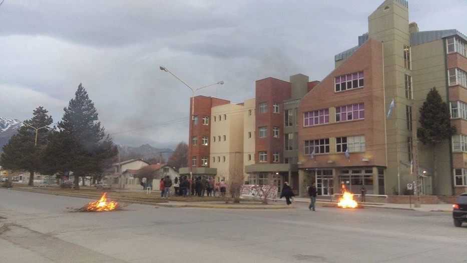 Indios hacer barullo