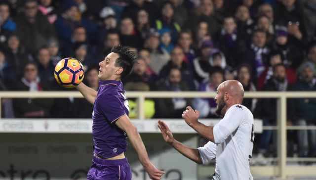 Como el agua entre los dedos