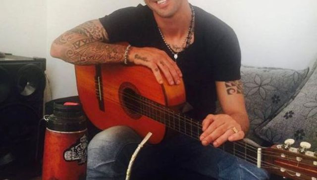 Un muchacho de barrio