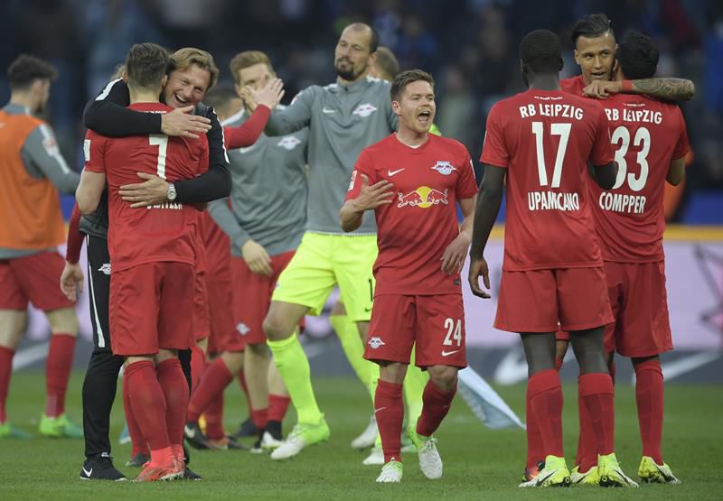 Por el debut europeo