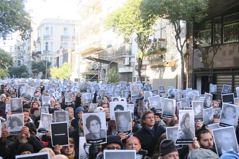 Parlamentarios uruguayos en nueva conmemoración de atentado de AMIA