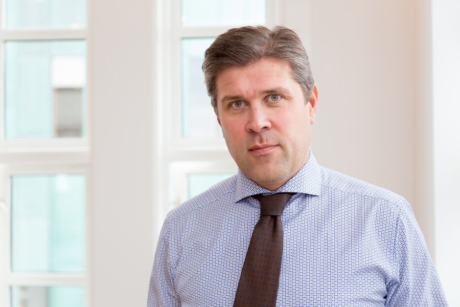 En el nombre del padre