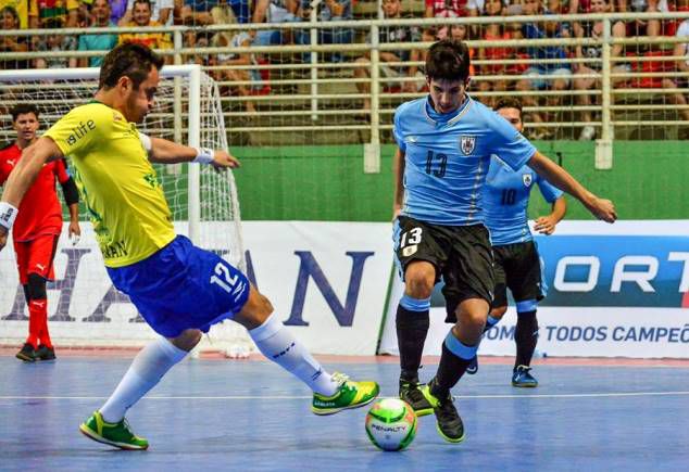 Fútbol sala Uruguay perdió 101 con Brasil en el debut del Grand Prix