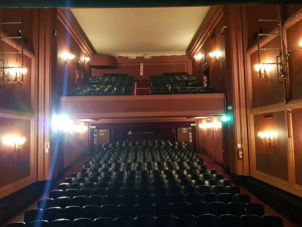 El Productor Diego Sorondo Al Frente Del Prestigioso Teatro Regina De ...