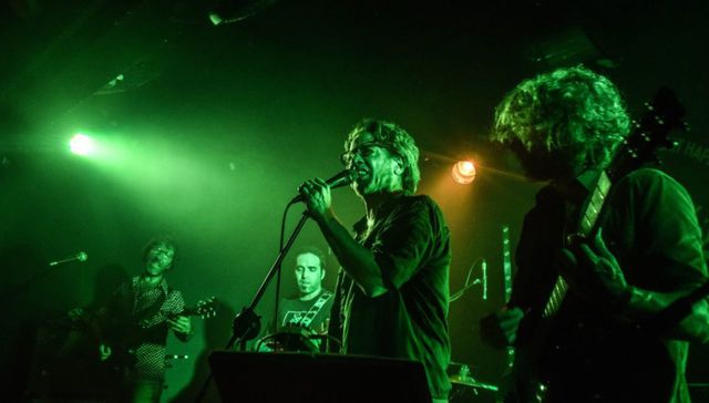 Levanten las antenas