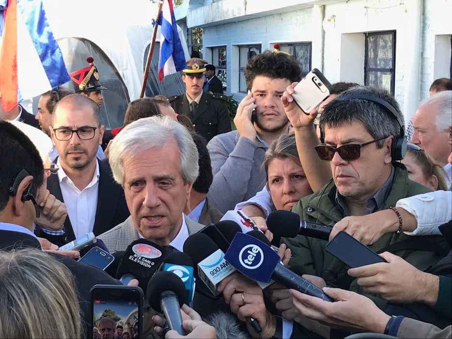 Profundo y prolongado silencio