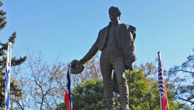 Escribe Esteban Valenti