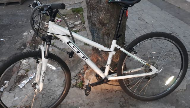 De maldá insolente