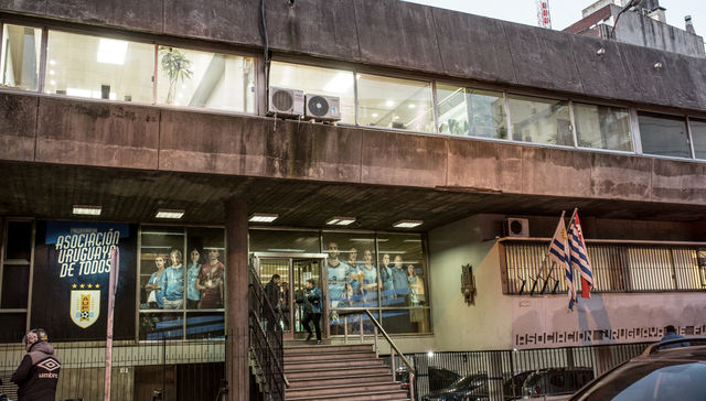 Navegaciones: escribe Esteban Valenti