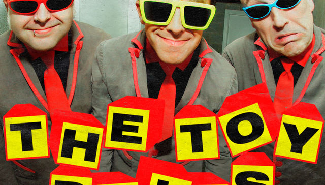 Jugando con muñecas