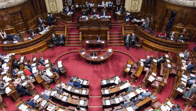 A la minuta