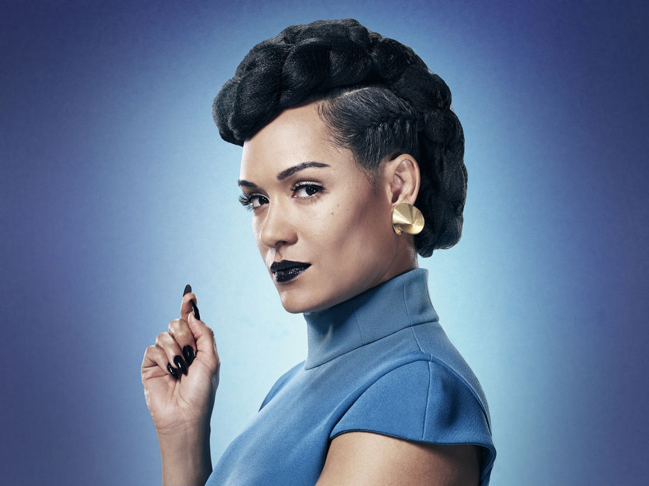 Con los ojos hinchados