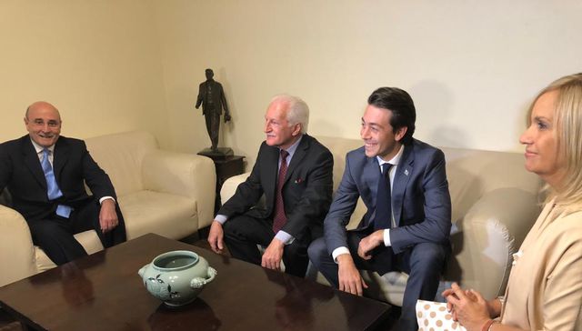 El compañero nuevo