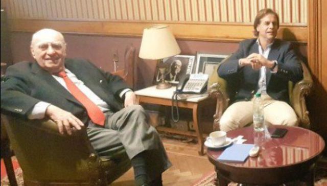 Navegaciones: Por Esteban Valenti