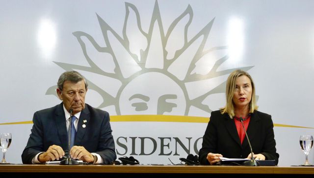Contacto de primer tipo