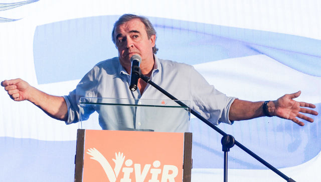 Vivir con Manini