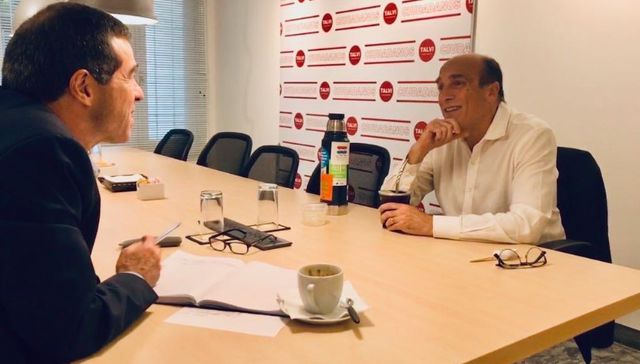 La importancia de llamarse Ernesto