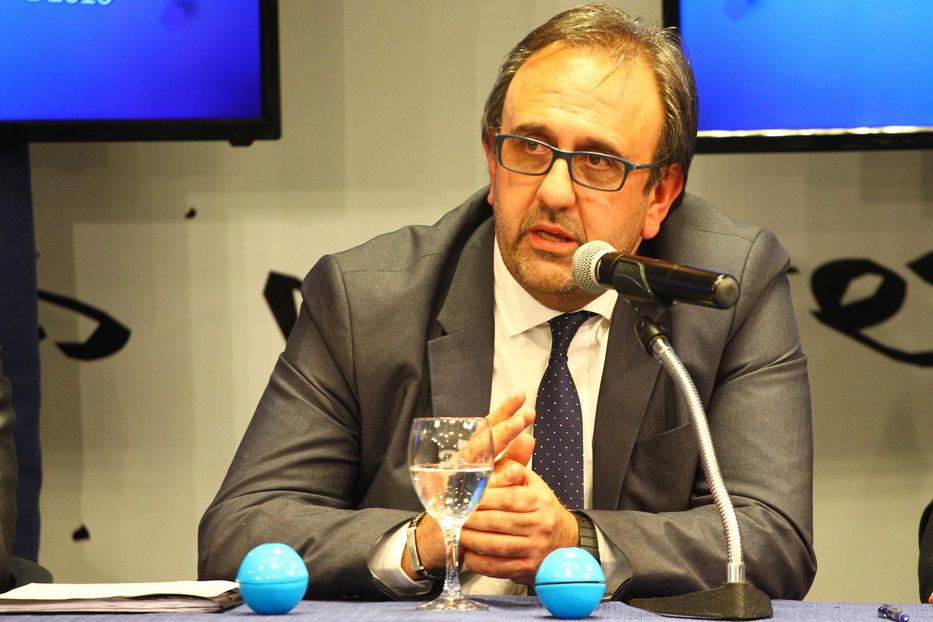 AUF: Jorge Casales fue confirmado como miembro del Consejo Ejecutivo tras cerrada votación