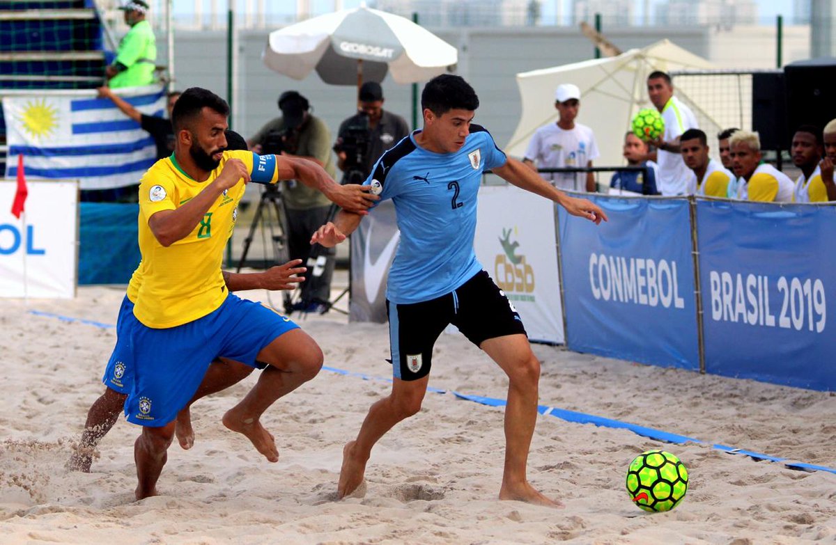 Uruguay clasificó al Mundial de fútbol playa y jugará la final de
