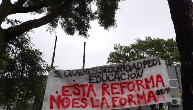 Laicidad al palo