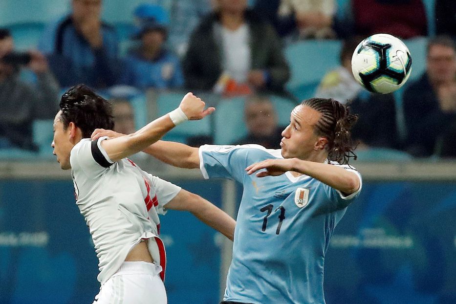 Uno espera, el otro no