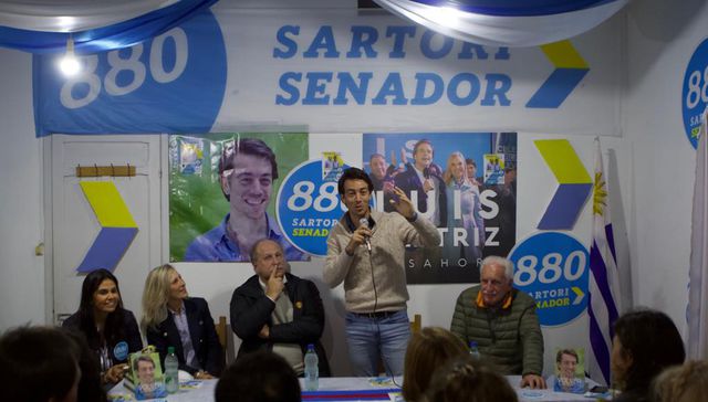 En el interior