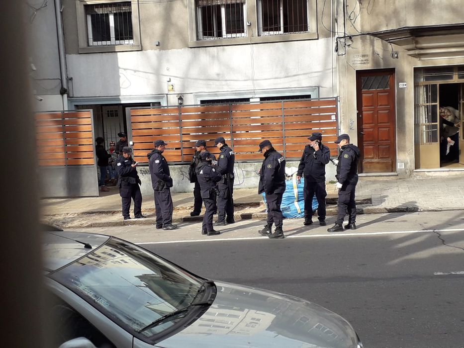 Piña va, piña viene