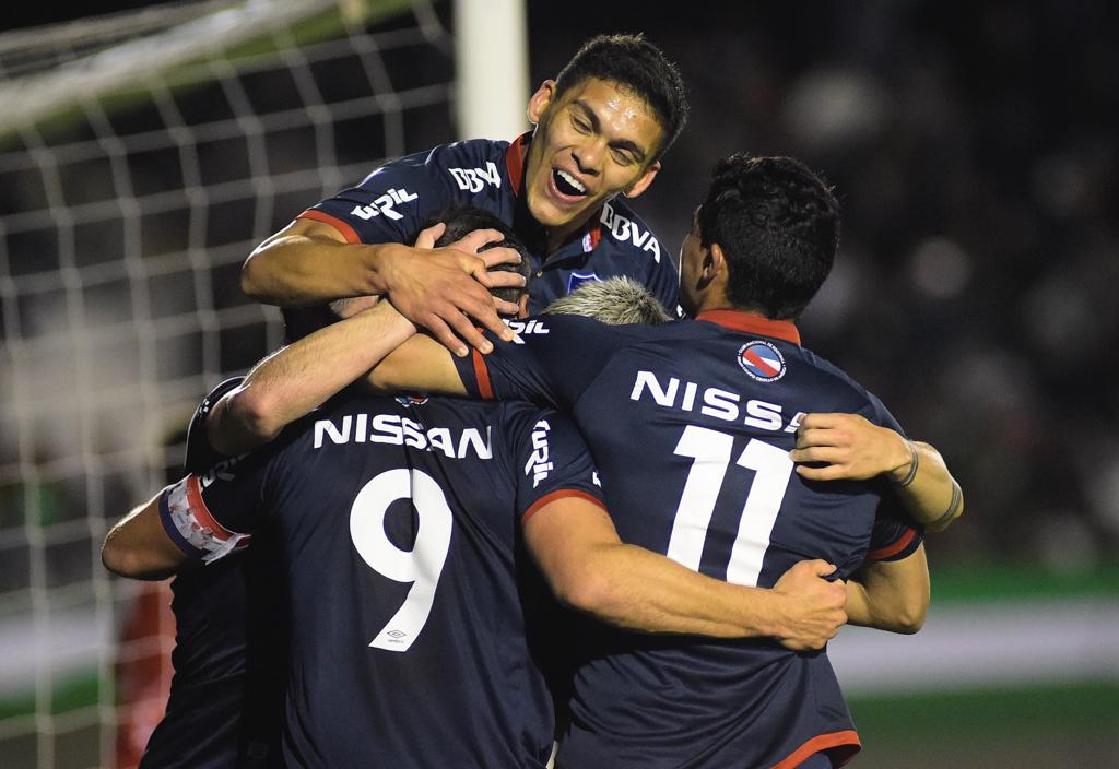 Nacional goleó 3-0 Wanderers con triplete de Gonzalo Bergessio por el  Campeonato Uruguayo, Deportes